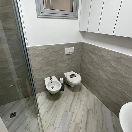 Comfortable Two Bedrooms Apartment Durres